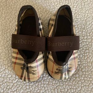 Baby girl Burberry shoes